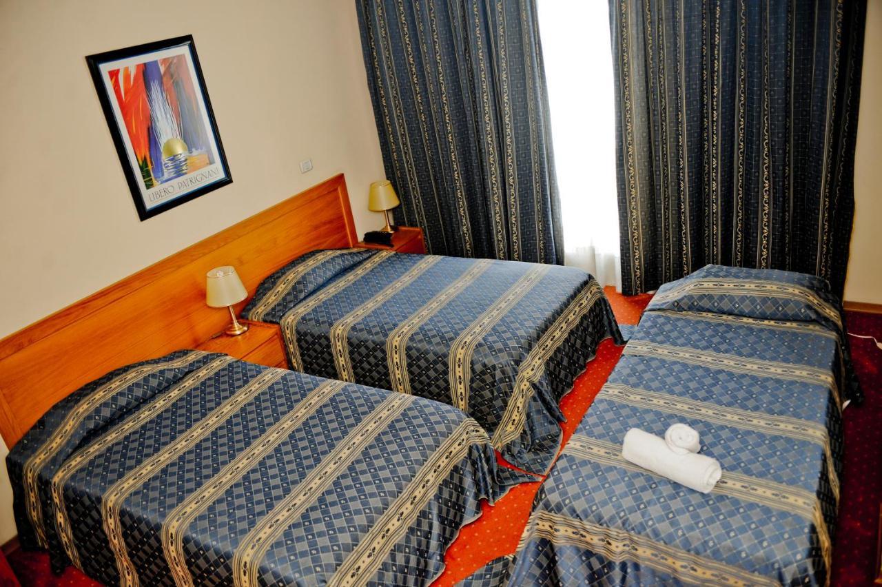 Hotel Doro City Tirana Exteriör bild