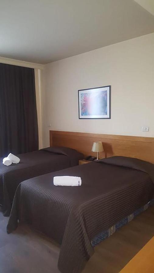 Hotel Doro City Tirana Exteriör bild