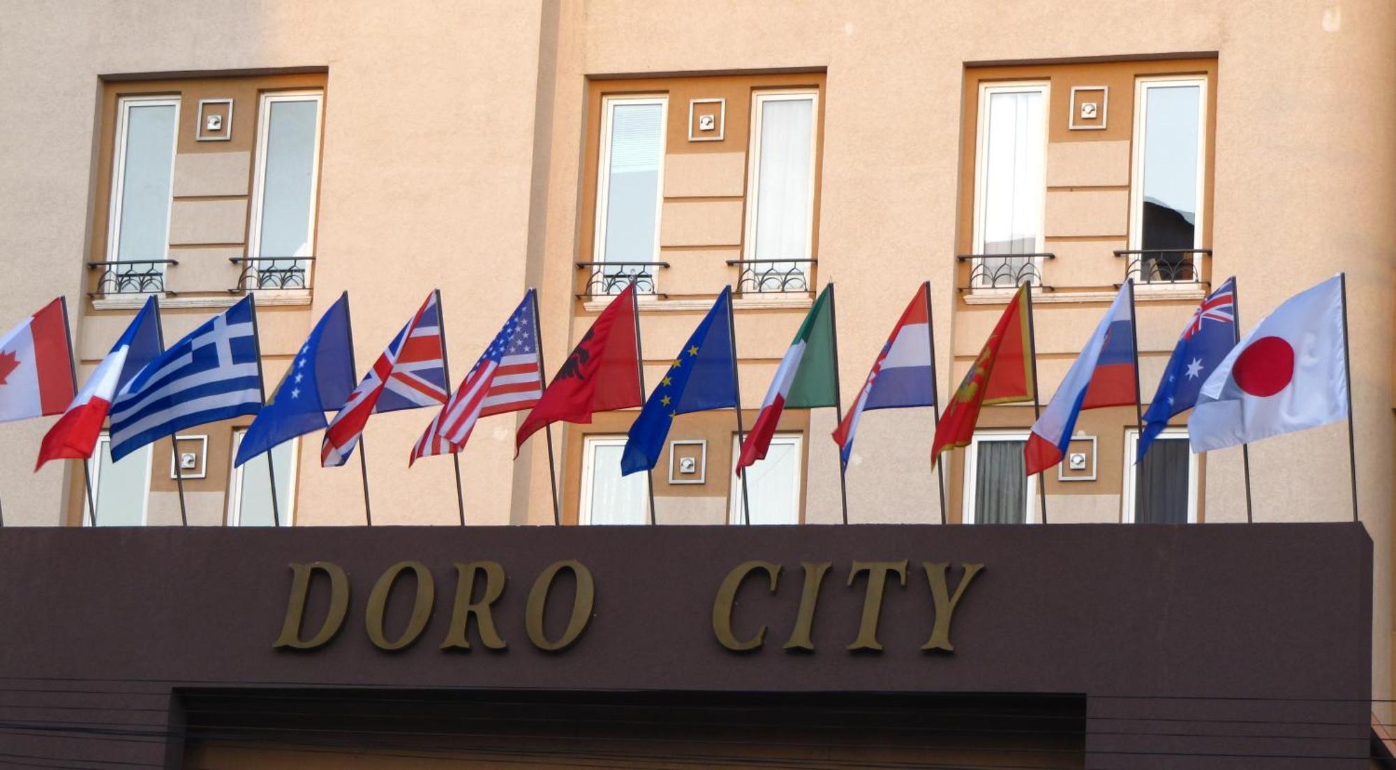 Hotel Doro City Tirana Exteriör bild