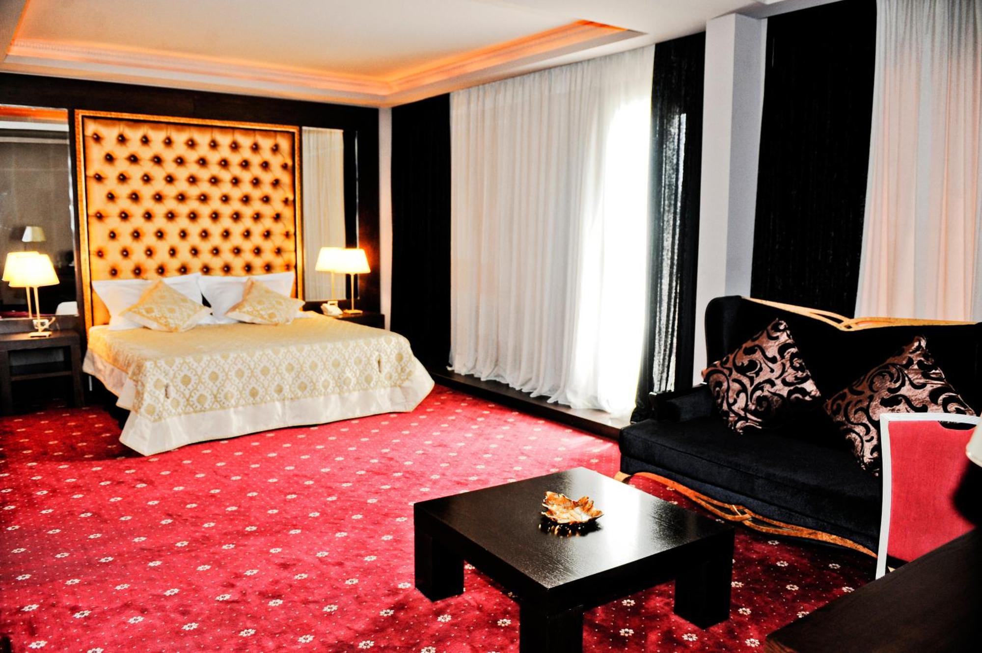 Hotel Doro City Tirana Exteriör bild