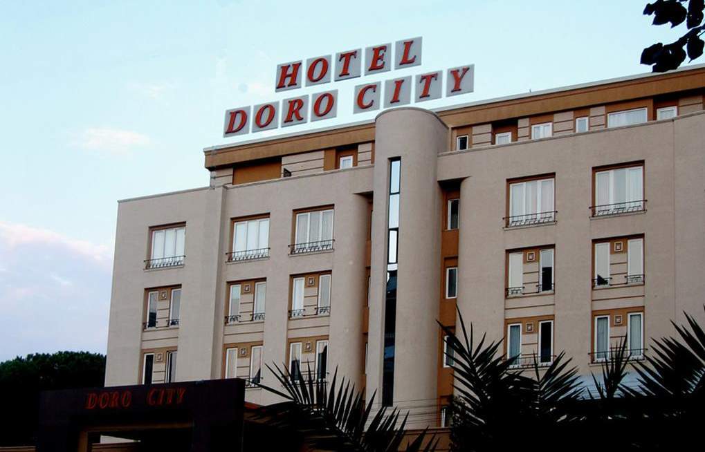 Hotel Doro City Tirana Exteriör bild